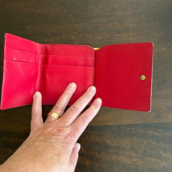 Bundle of Crossbody and Cosmetic Bags and Wallets - Picture 4 of 13